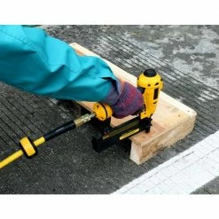 Husky 3/8 in. x 50 ft. Enclosed Hybrid Air Hose Reel -Tools Sales husky air hoses ahr1003 76 1000