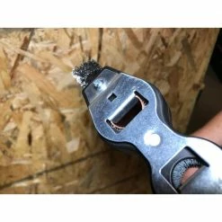 Husky 6-in-1 Fitting Brush -Tools Sales husky brushes 80 726 111 31 1000