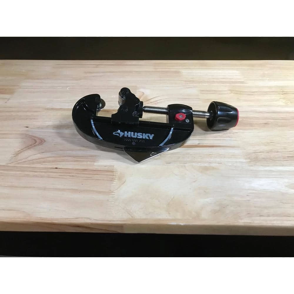 Husky 2-1/8 in. Quick-Release Tube Cutter 9 Husky 2-1/8 in. Quick-Release Tube Cutter - Image 7